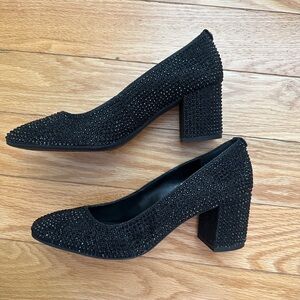 New in Box Michael Kors Cher Flex Mid Pumps Black Size 7.5